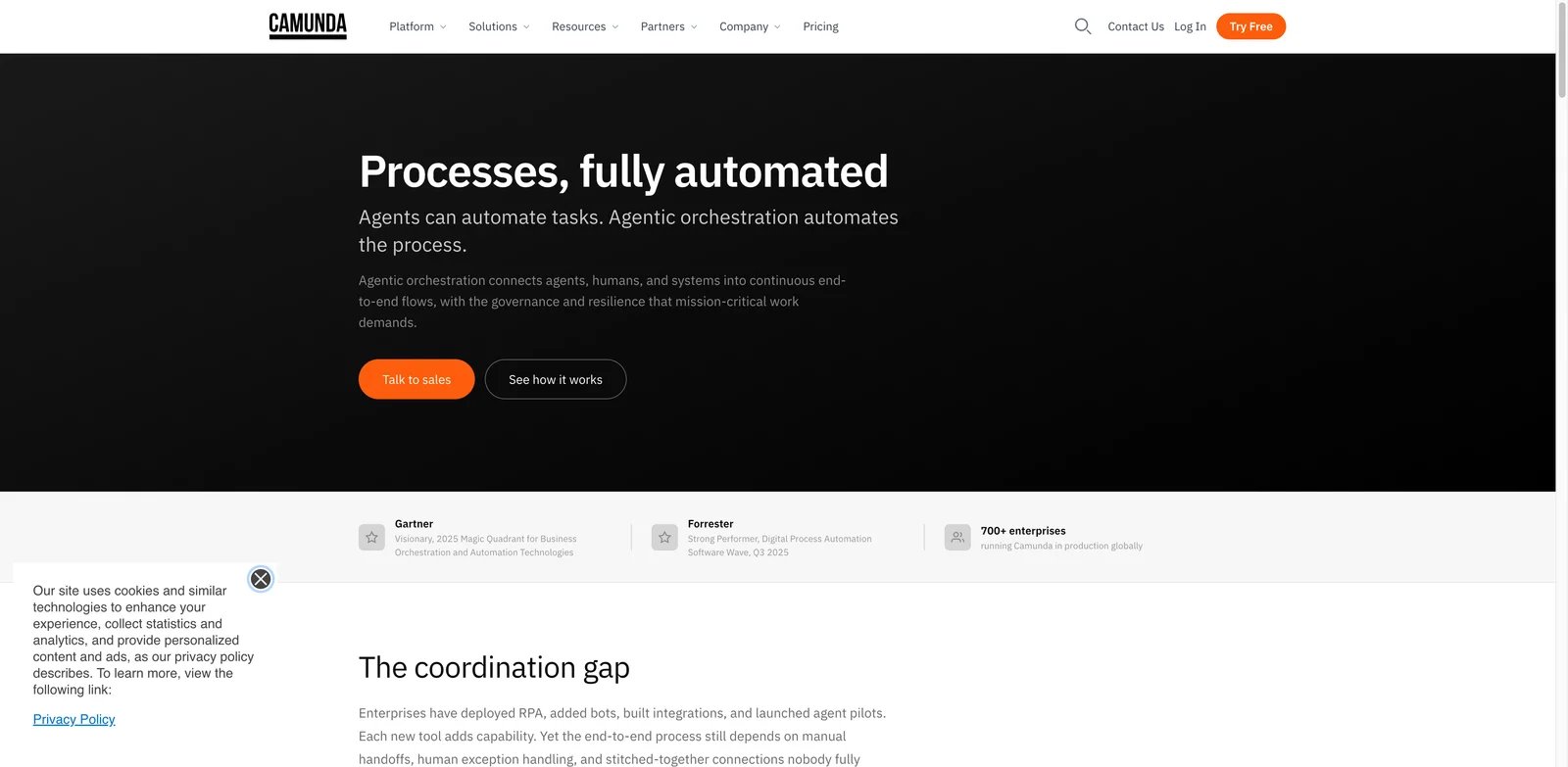 Camunda interface showing BPMN process and AI agent orchestration